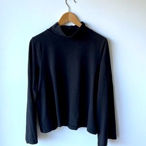 Madewell black mockneck top. M. 100% cotton.